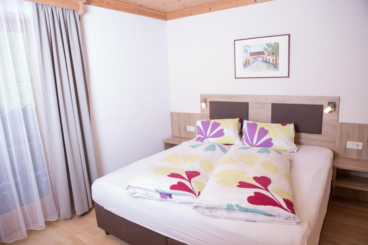 Lochgrubgut Apartment อัลเทนมาร์คท์ อิม พองเงา ภายนอก รูปภาพ