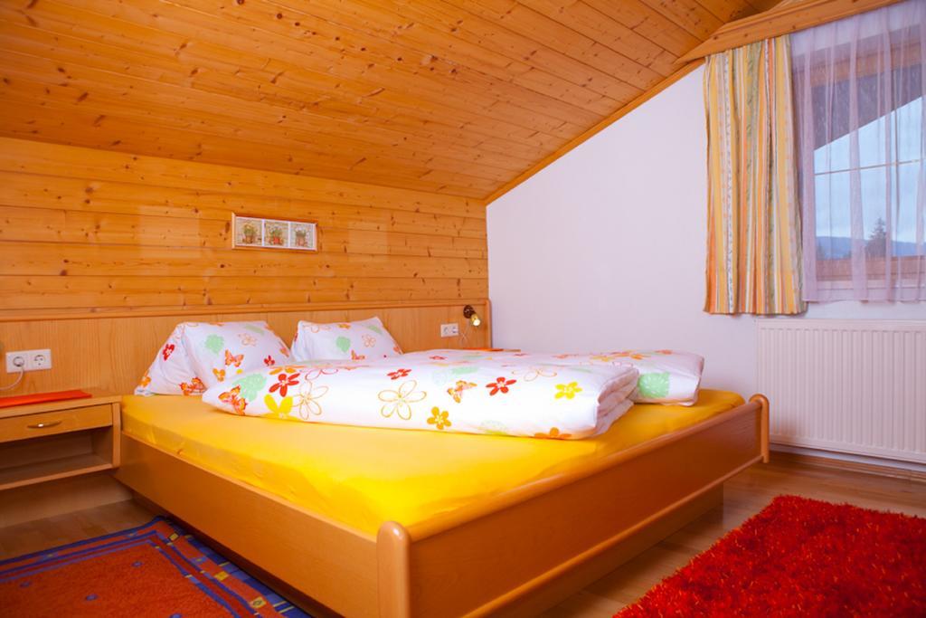 Lochgrubgut Apartment อัลเทนมาร์คท์ อิม พองเงา ภายนอก รูปภาพ